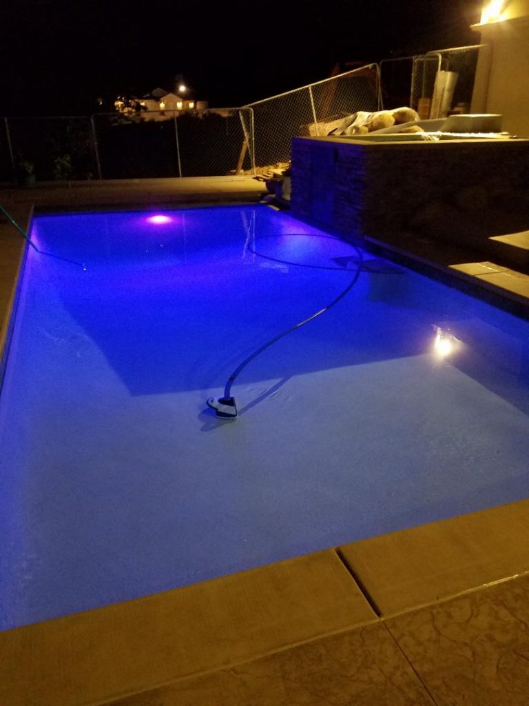Underwater lighting helps to make the pool gorgeous even at night.