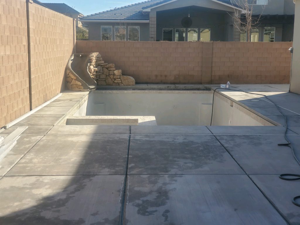 Spa and Swimming Pool ready for water in Hurricane Utah.